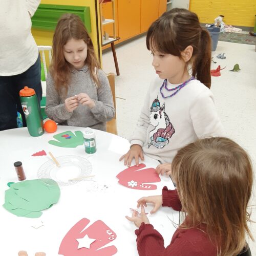 Children create Christmas crafts at December SWEETT